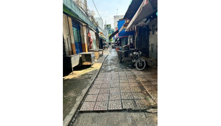 HIẾM- Bán nhà mặt tiền CHỢ NGUYỄN SƠN 46m2, 1Lầu, 5.55Tỷ